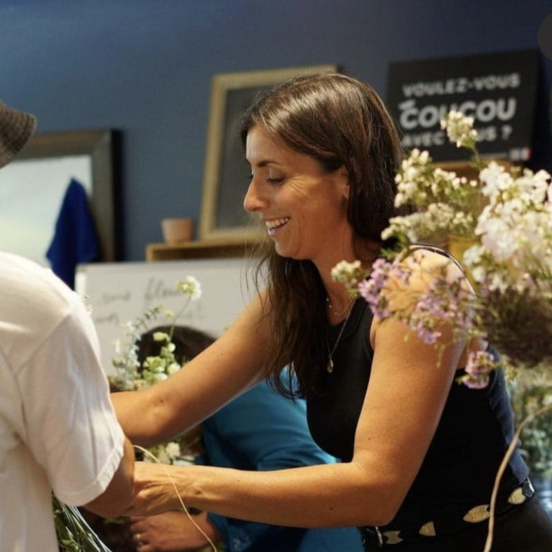 animation d'ateliers floraux pour rassembler les équipes ou les clients autour d'une activité créative et écoresponsable