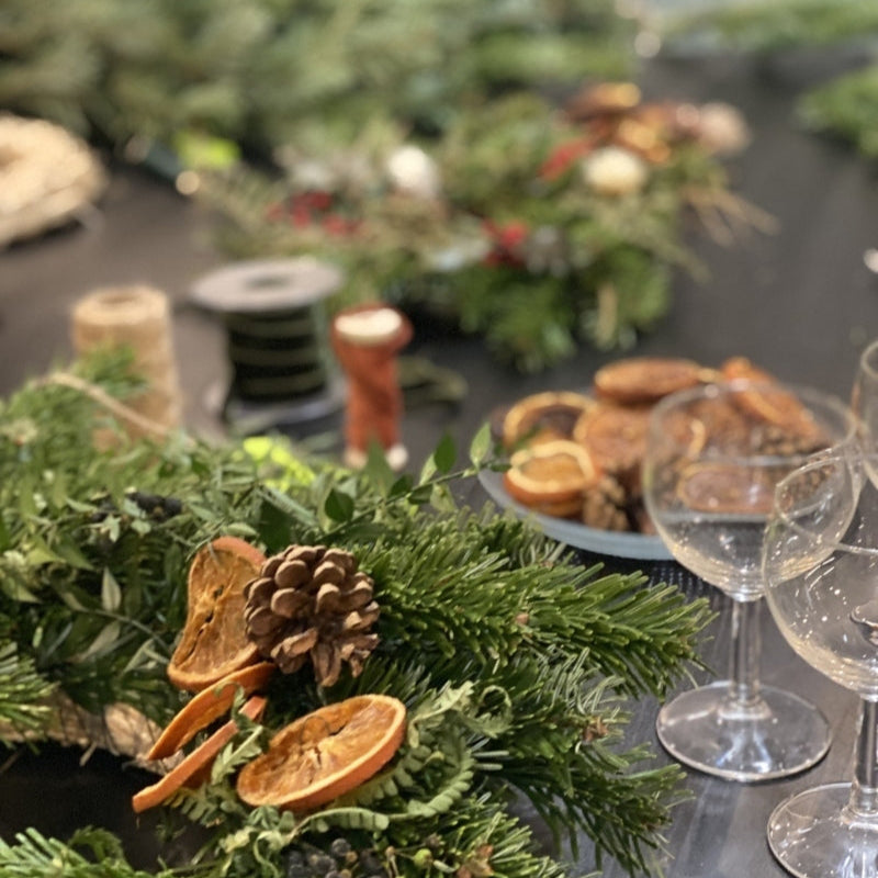 cours art floral réaliser une couronne de l'avent pour noël
