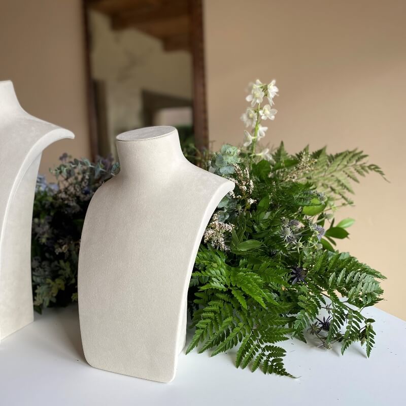 décoration florale pour un showroom d'une marque de joaillerie