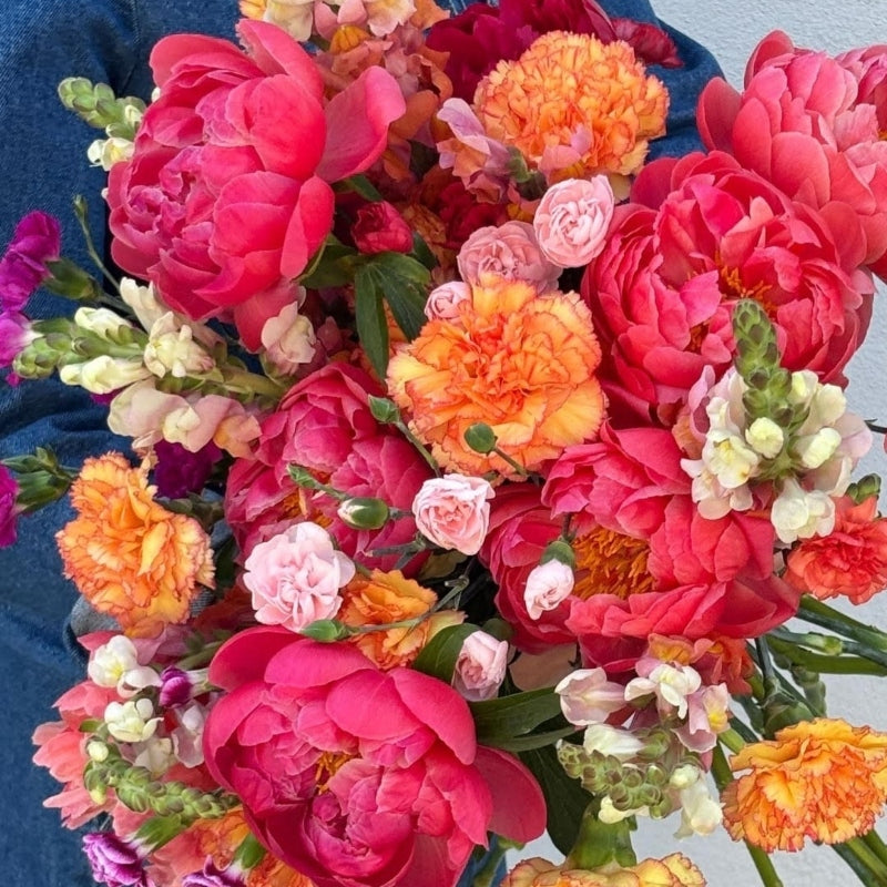 bouquet fetes des meres cabane fleurs de saison pivoines livraison biarritz anglet