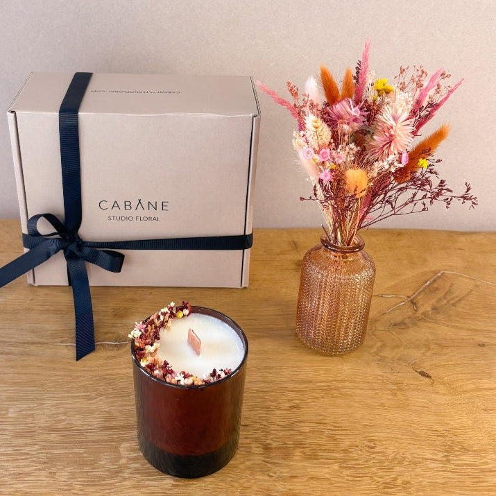 coffret cadeau capucine avec bouquet de fleurs séchées vase et bougie