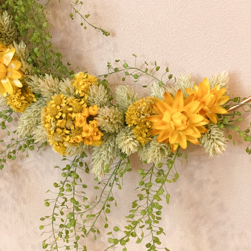 couronne-fleurs-sechees-bouton-d-or