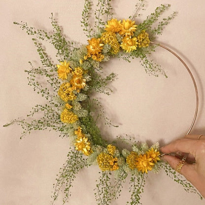 couronne-fleurs-sechees-bouton-d-or