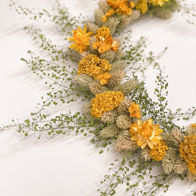 couronne-fleurs-sechees-bouton-d-or