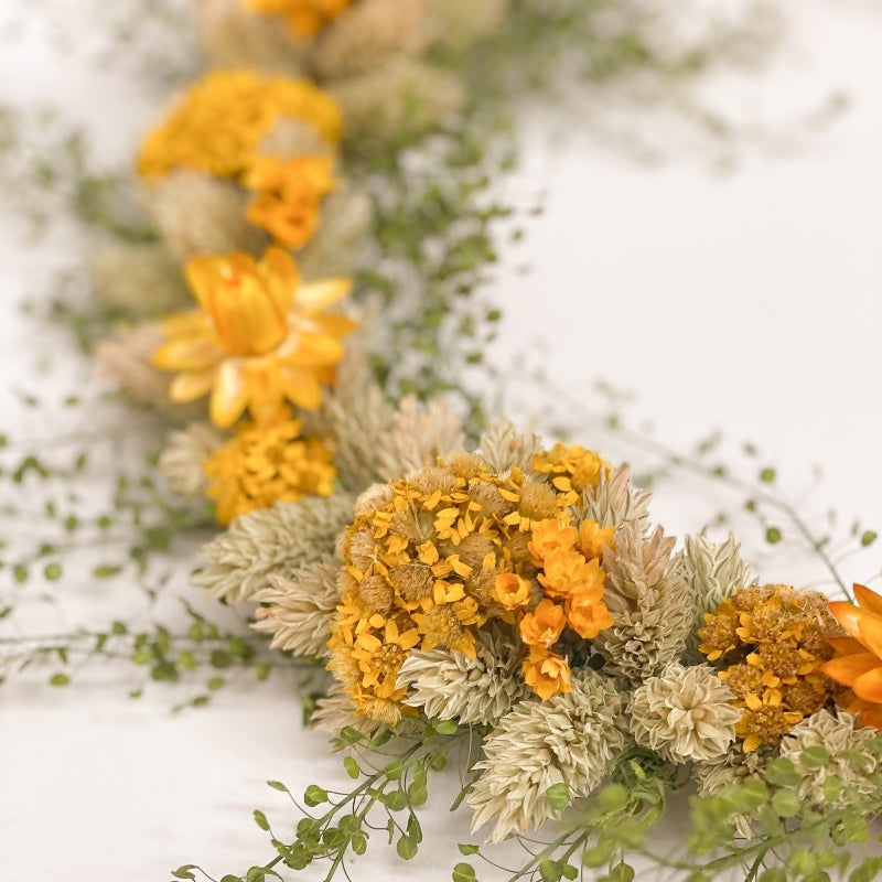 couronne-fleurs-sechees-bouton-d-or