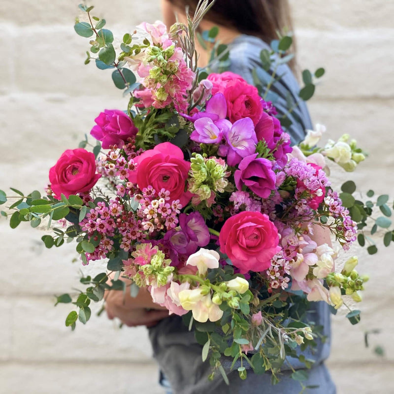 bouquet de fleurs de saison couleurs vives saint valentin